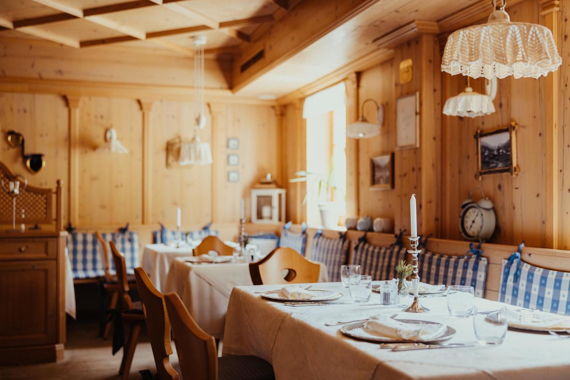 Hotel Alpenrose Arabba Eksteriør billede