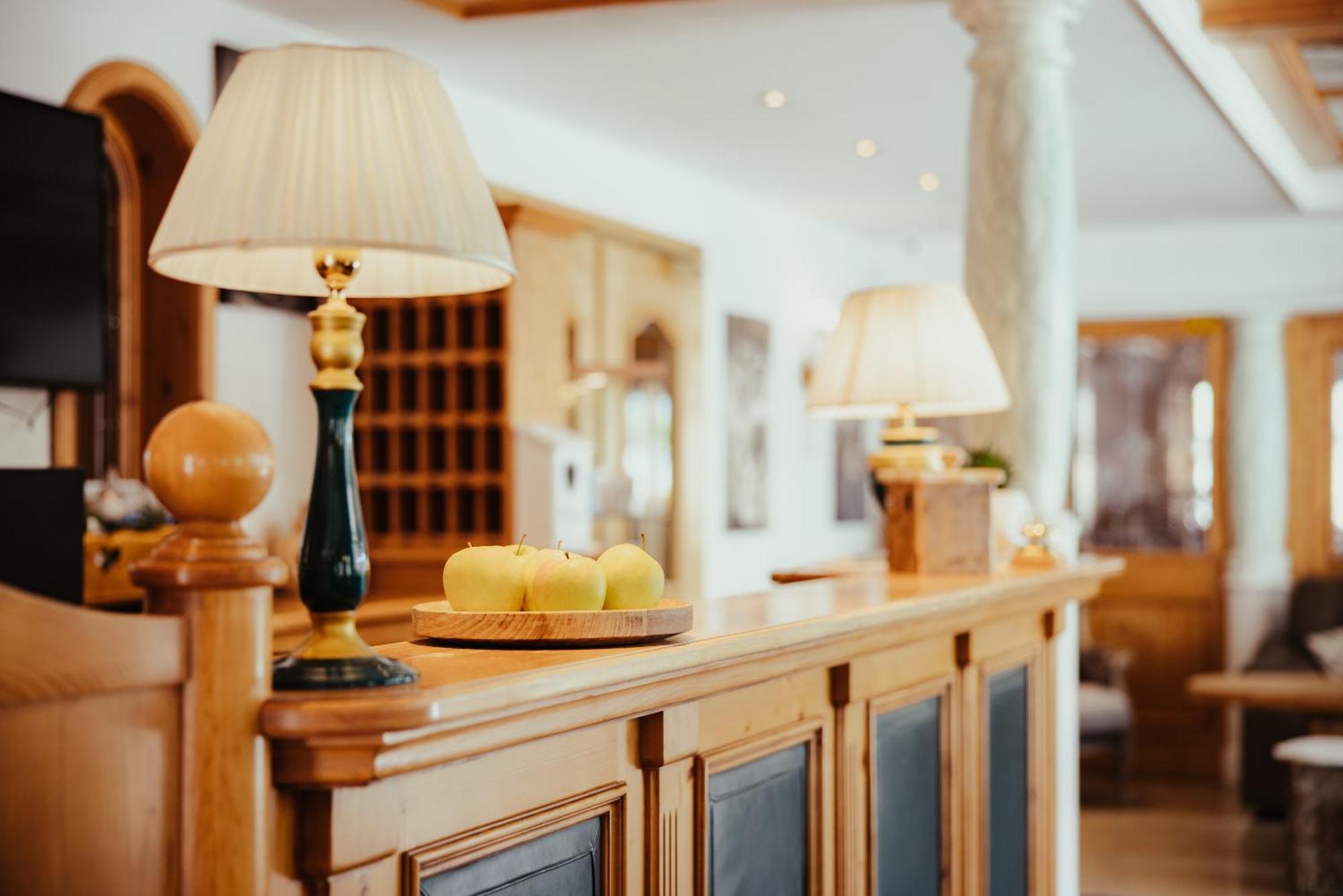 Hotel Alpenrose Arabba Eksteriør billede